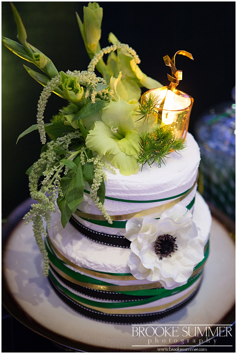 denver-wedding-photographer, baldoria-on-the-water, baldoria, wizard-of-oz-wedding, green-wedding, green-bouquet, the-dessert-stand, mag-events, black-wedding-gown, dulcey-made-designs, green-wedding-cake, oz-wedding, colorado-wedding-photographer 